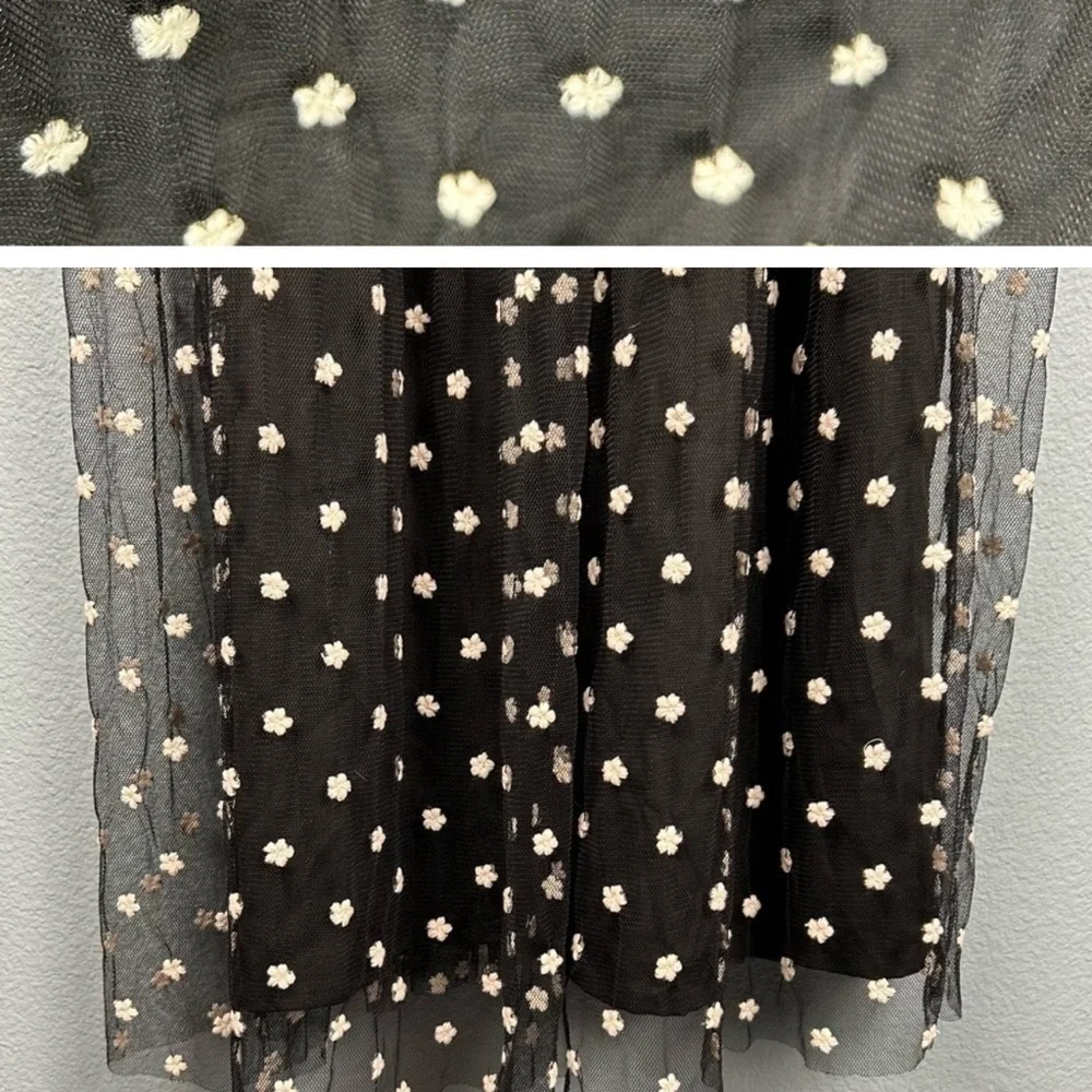 Zara Black Dress with White Floral Accents - Picture 5 of 9